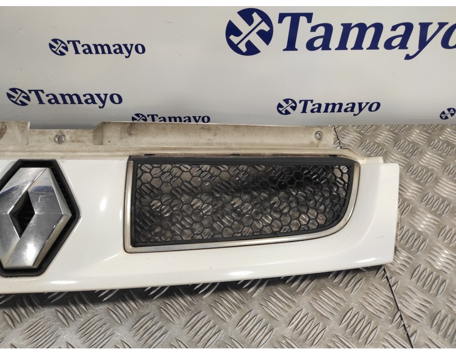 Recambio de rejilla delantera para renault trafic combi (ab 4.01) 1.9 diesel referencia OEM IAM 8200204453  8200204452
