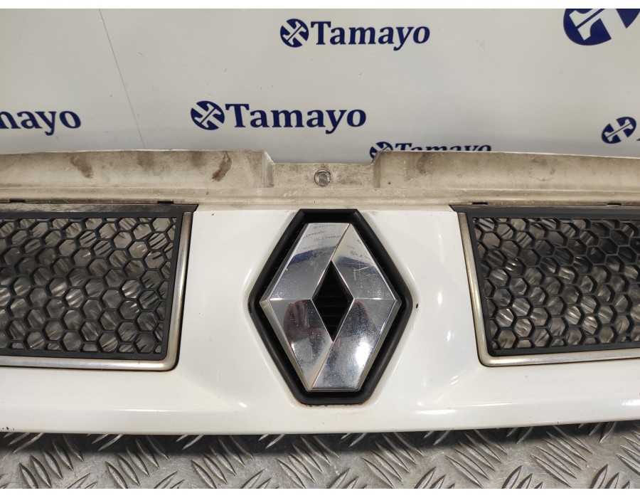 Recambio de rejilla delantera para renault trafic combi (ab 4.01) 1.9 diesel referencia OEM IAM 8200204453  8200204452