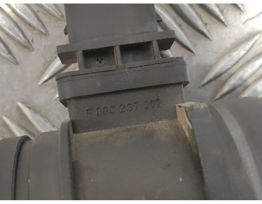 Recambio de caudalimetro para bmw serie 1 berlina (e81/e87) 2.0 turbodiesel cat referencia OEM IAM 0281002567  7788743