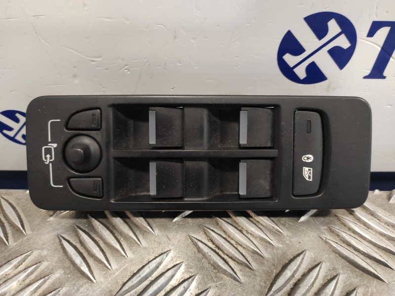 Recambio de mando elevalunas delantero izquierdo para land rover discovery sport referencia OEM IAM FK7214540AC  