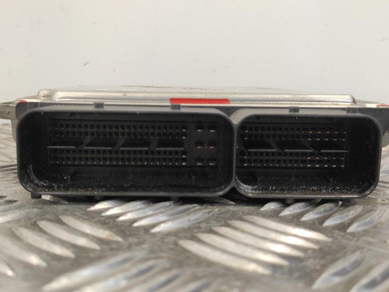 Recambio de centralita motor uce para seat leon (5f1) 1.6 tdi referencia OEM IAM 0281018510 EDC17C64 04L907309B