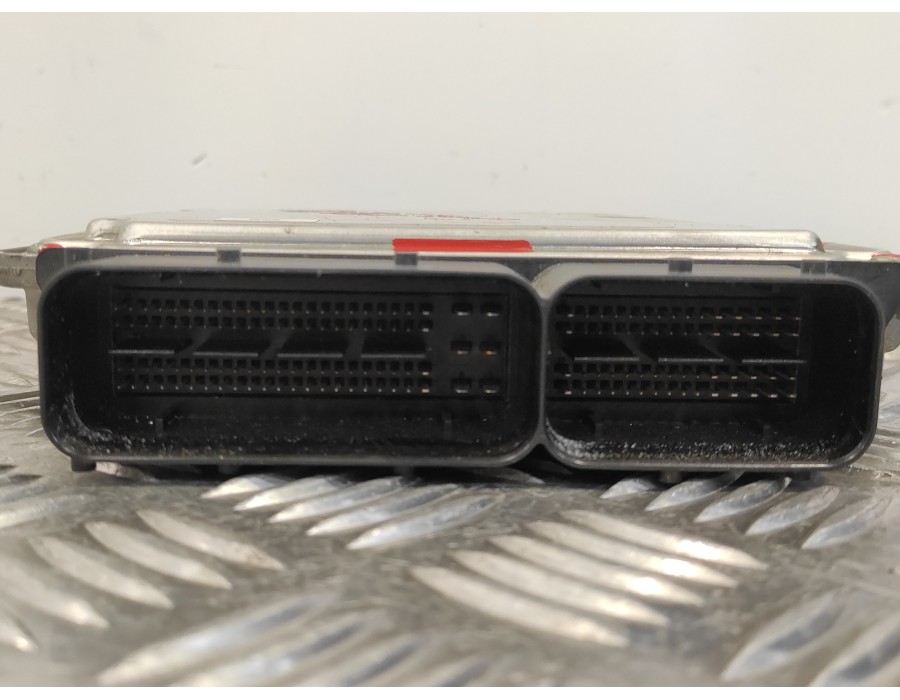 Recambio de centralita motor uce para seat leon (5f1) 1.6 tdi referencia OEM IAM 0281018510 EDC17C64 04L907309B