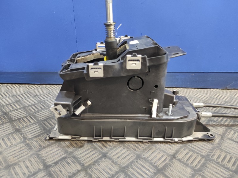 Recambio de palanca cambio para seat leon (5f1) 1.6 tdi referencia OEM IAM 5Q0711061E 5Q0711049AP 5F0864252