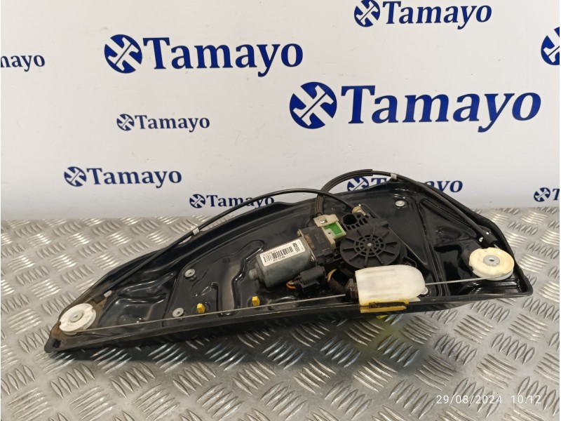 Recambio de elevalunas trasero derecho para land rover freelander (lr2) 2.2 td4 cat referencia OEM IAM 6H5227000AE  