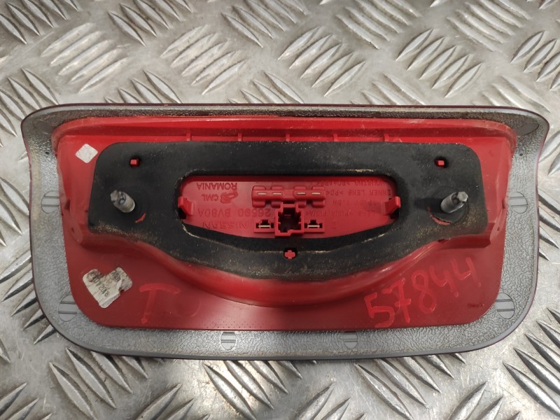 Recambio de piloto trasero central para nissan juke (f15) referencia OEM IAM 26590BV80A  