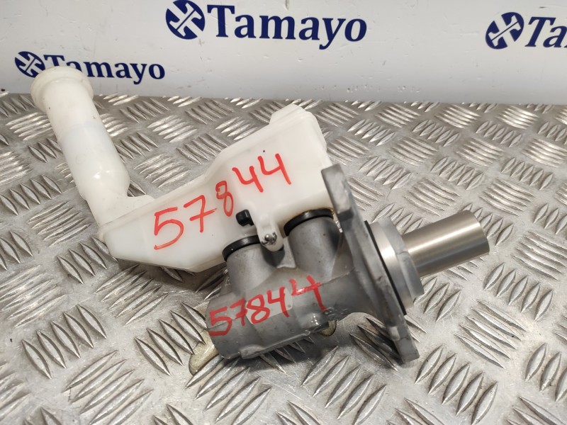 Recambio de bomba freno para nissan juke (f15) referencia OEM IAM 8452D  