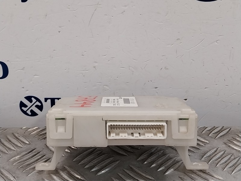 Recambio de modulo electronico para nissan juke (f15) referencia OEM IAM 277601KG0B  277601KG0BC