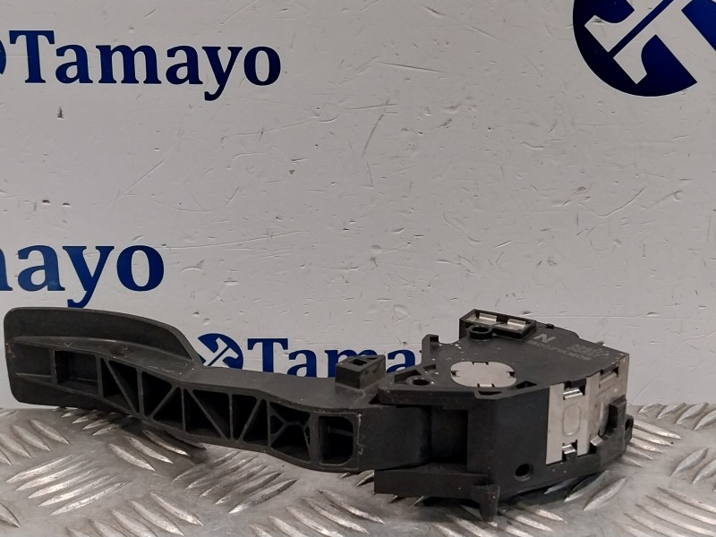 Recambio de pedal acelerador para nissan juke (f15) referencia OEM IAM 180021KM0B  