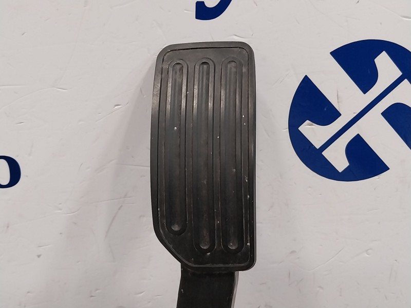 Recambio de pedal acelerador para nissan juke (f15) referencia OEM IAM 180021KM0B  