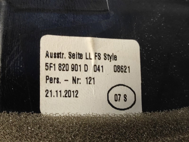 Recambio de rejilla aireadora para seat leon (5f1) 1.6 tdi referencia OEM IAM 5F1820901D  