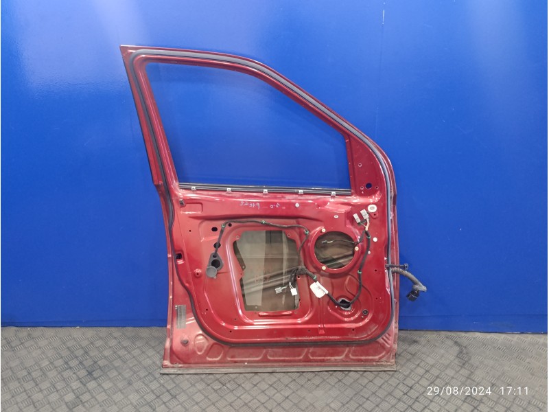 Recambio de puerta delantera izquierda para land rover freelander (lr2) 2.2 td4 cat referencia OEM IAM   