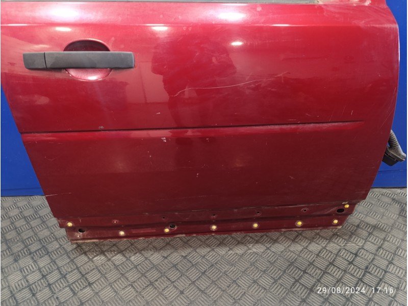 Recambio de puerta delantera derecha para land rover freelander (lr2) 2.2 td4 cat referencia OEM IAM   