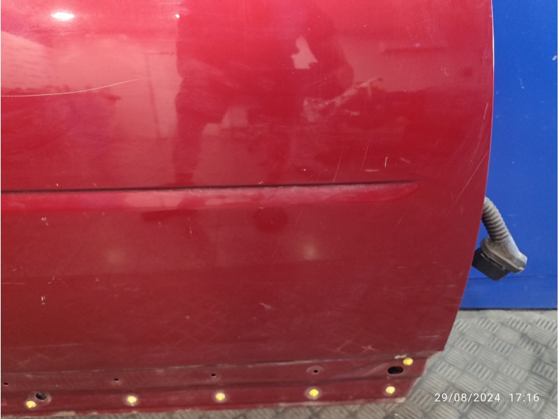 Recambio de puerta delantera derecha para land rover freelander (lr2) 2.2 td4 cat referencia OEM IAM   