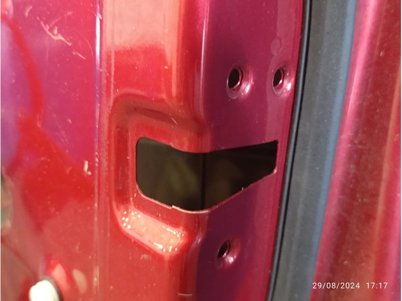 Recambio de puerta delantera derecha para land rover freelander (lr2) 2.2 td4 cat referencia OEM IAM   