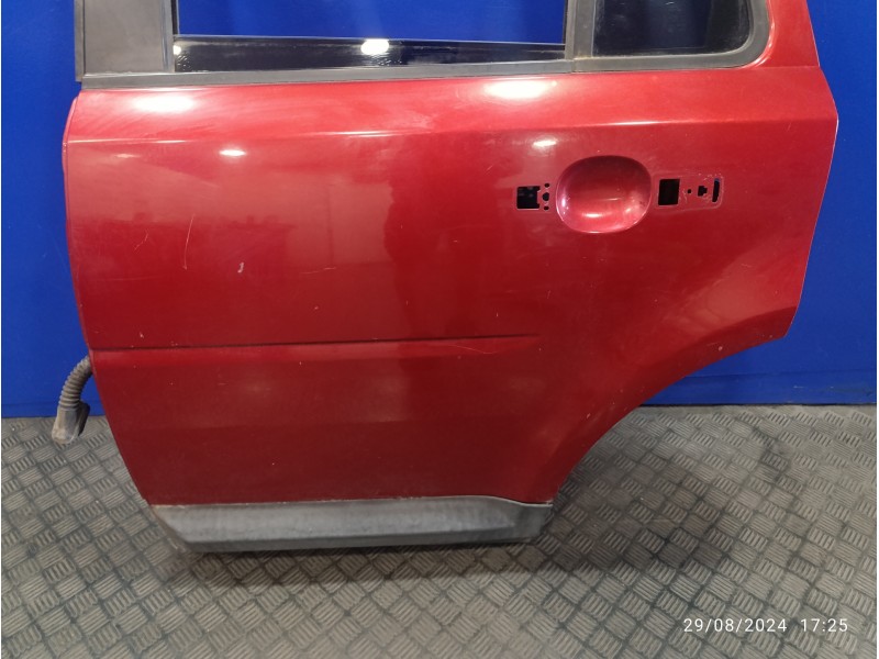 Recambio de puerta trasera izquierda para land rover freelander (lr2) 2.2 td4 cat referencia OEM IAM   