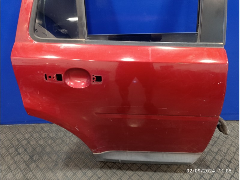Recambio de puerta trasera derecha para land rover freelander (lr2) 2.2 td4 cat referencia OEM IAM   
