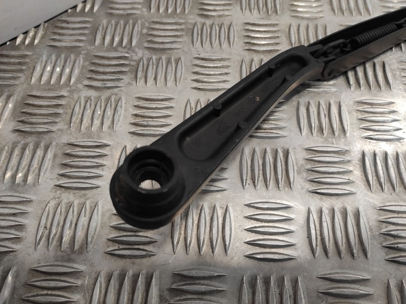 Recambio de brazo limpia delantero derecho para nissan juke (f15) referencia OEM IAM W000014867  