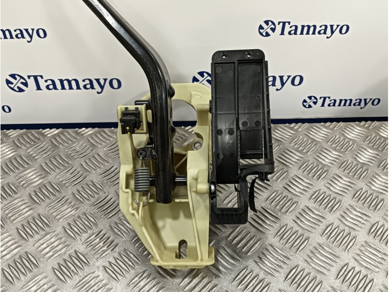 Recambio de pedal freno para bmw serie 6 coupe (f13) (....) 3.0 turbodiesel referencia OEM IAM 35116782665  