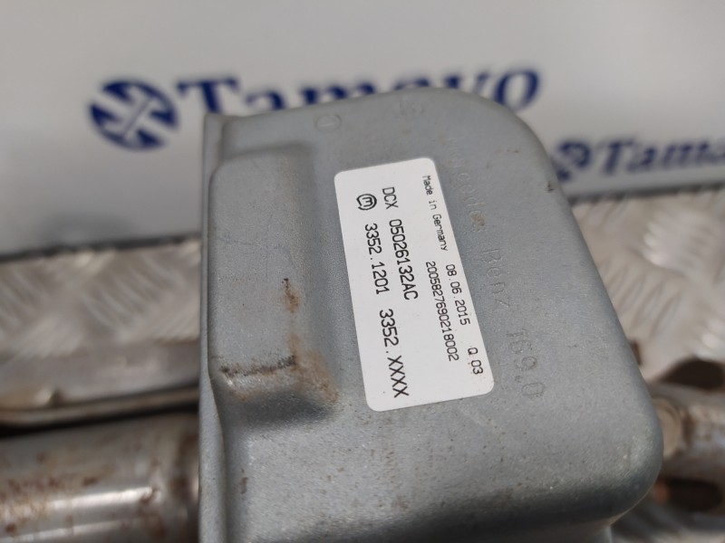 Recambio de columna direccion para chrysler grand voyager lx referencia OEM IAM P05057900AD 05026132AC 33521201