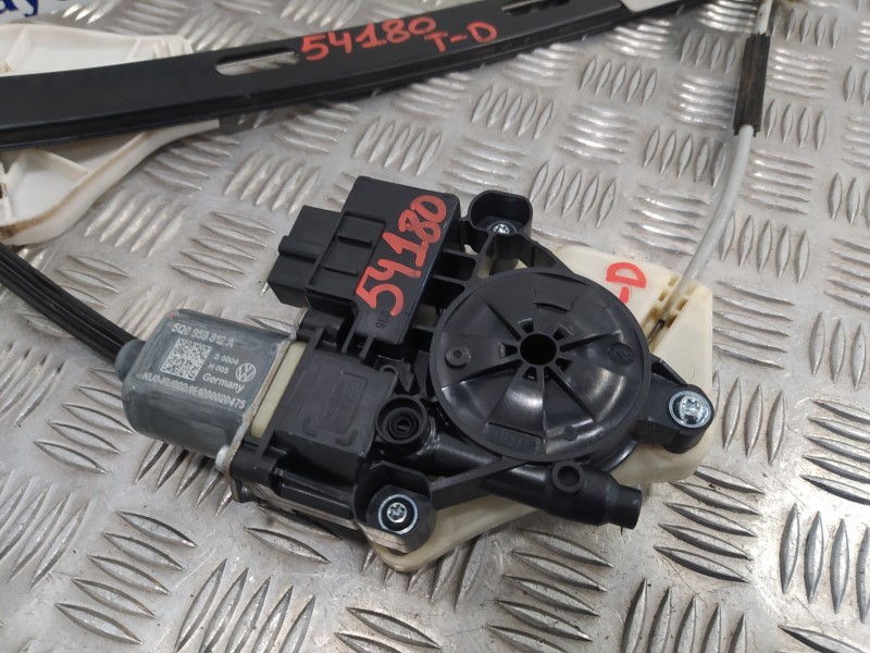 Recambio de elevalunas trasero derecho para seat leon (5f1) 1.6 tdi referencia OEM IAM 5Q0959812A  0130822724