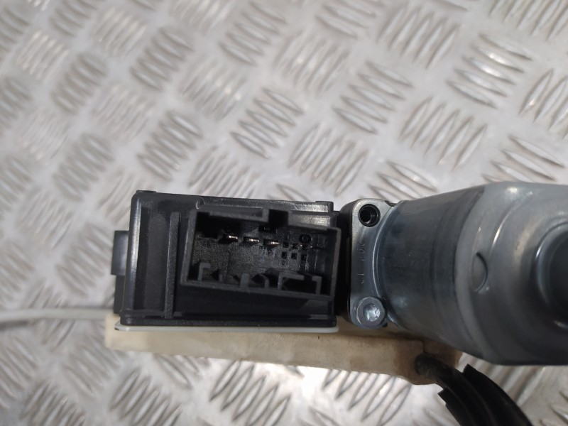 Recambio de elevalunas trasero derecho para seat leon (5f1) 1.6 tdi referencia OEM IAM 5Q0959812A  0130822724