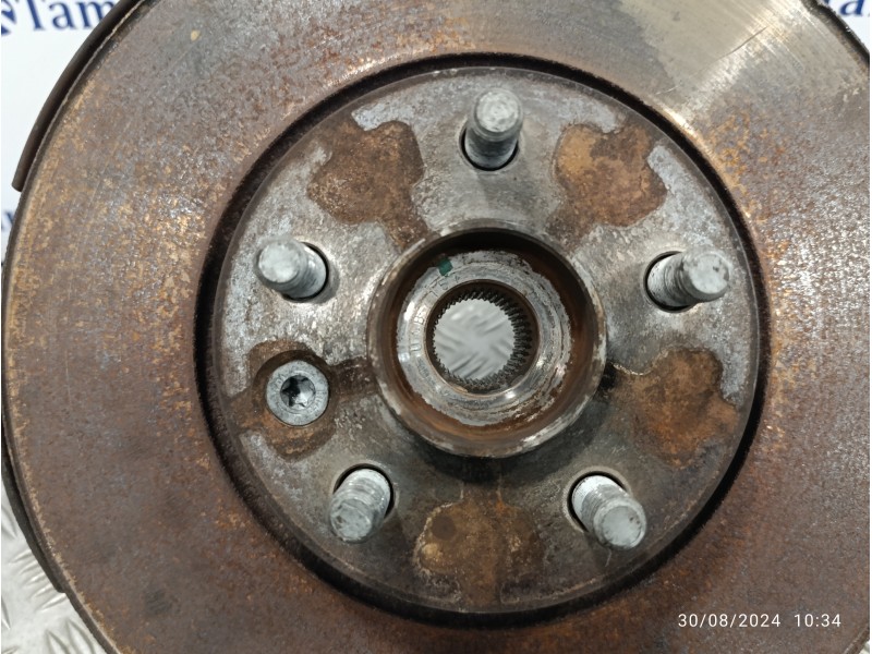 Recambio de mangueta delantera derecha para land rover freelander (lr2) 2.2 td4 cat referencia OEM IAM   