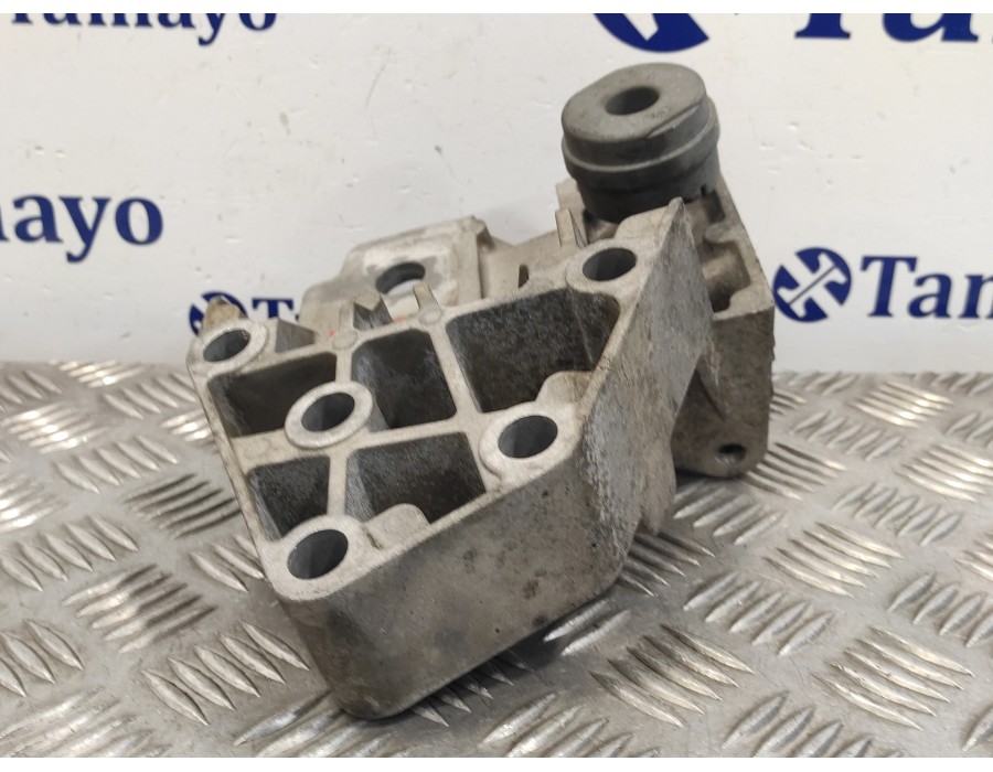 Recambio de soporte motor para land rover freelander (lr2) 2.2 td4 cat referencia OEM IAM 6G926P096CD  