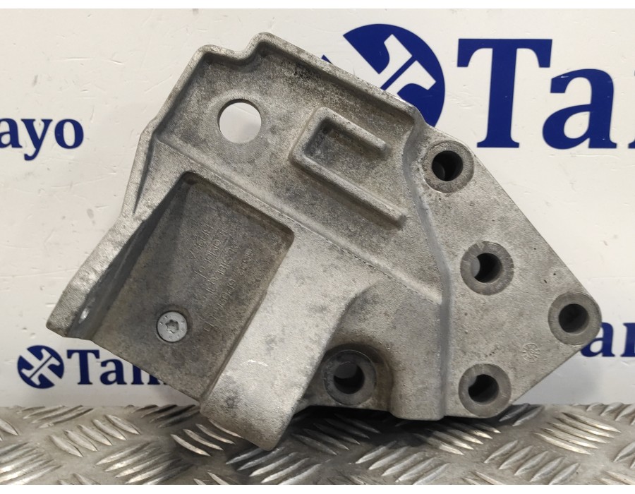 Recambio de soporte motor para land rover freelander (lr2) 2.2 td4 cat referencia OEM IAM 6G926P096CD  
