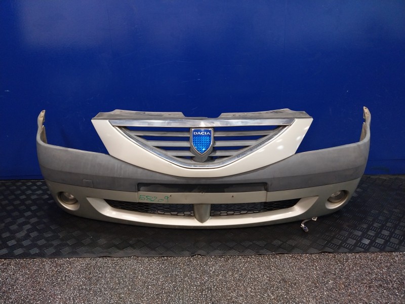 Recambio de paragolpes delantero para dacia logan referencia OEM IAM   