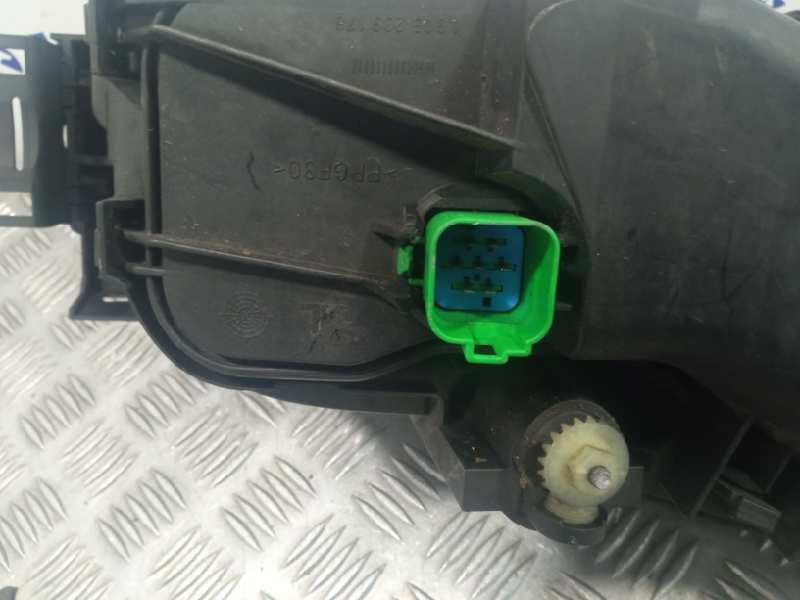 Recambio de faro izquierdo para ford mondeo berlina (ge) mondeo (ge) (2000 - 2007) referencia OEM IAM 0301174201  