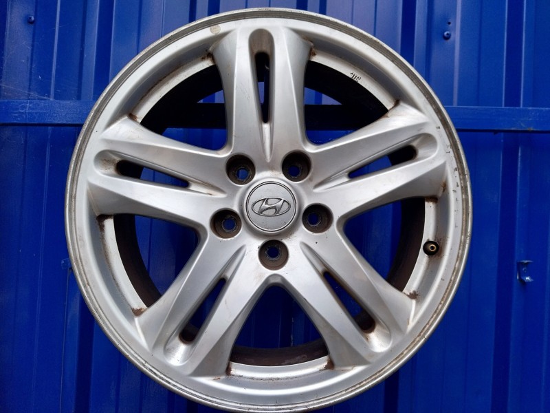 Recambio de llanta para hyundai santa fe (bm) 2.2 crdi style 4x4 referencia OEM IAM 52910-2B370  