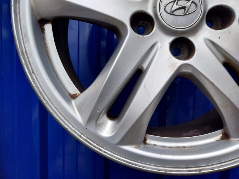 Recambio de llanta para hyundai santa fe (bm) 2.2 crdi style 4x4 referencia OEM IAM 52910-2B370  