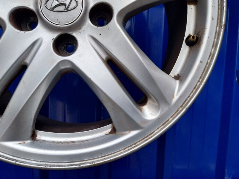 Recambio de llanta para hyundai santa fe (bm) 2.2 crdi style 4x4 referencia OEM IAM 52910-2B370  