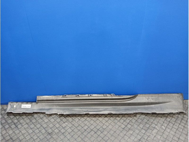 Recambio de talonera derecha para bmw serie 6 coupe (f13) (....) referencia OEM IAM   