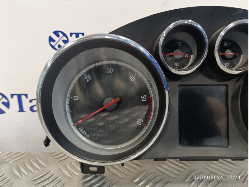 Recambio de cuadro instrumentos para opel astra j lim. 2.0 16v cdti referencia OEM IAM 13355672  600775881