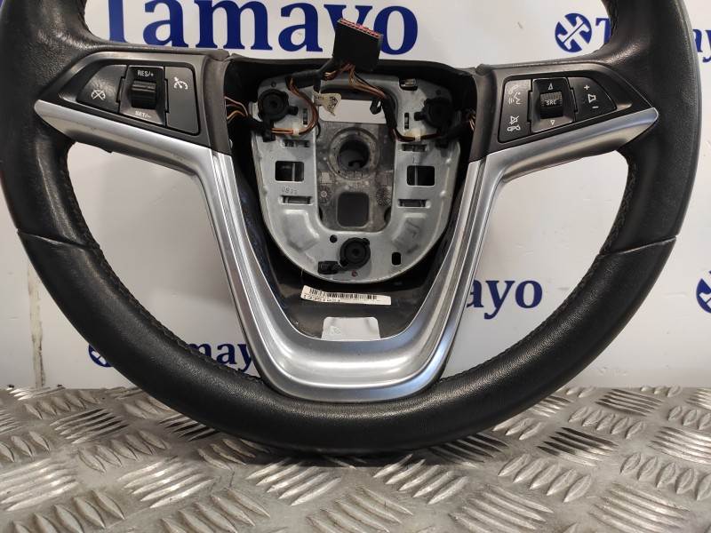 Recambio de volante para opel astra j lim. 2.0 16v cdti referencia OEM IAM 306507899P10 13251692 13351021