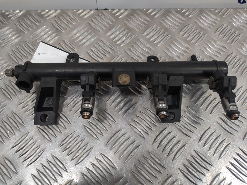 Recambio de rampa inyectora para citroën c3 1.4 referencia OEM IAM 9655833580  