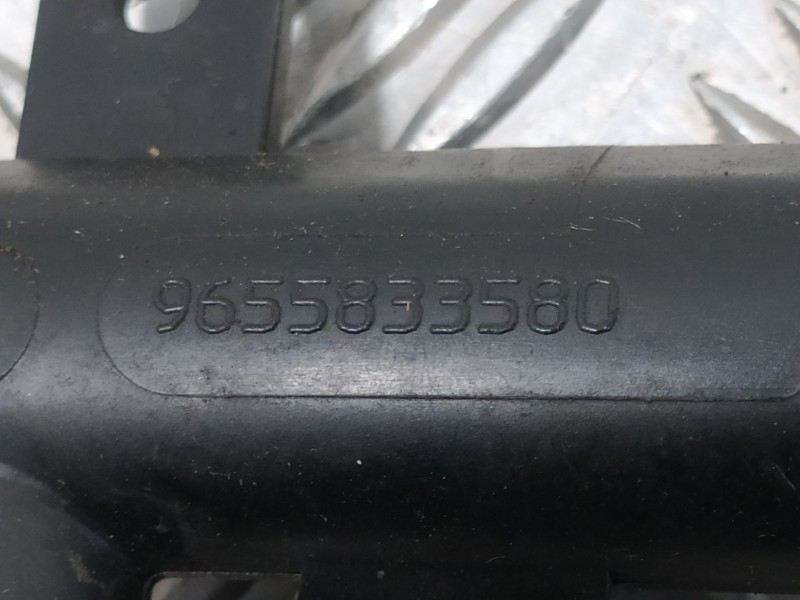 Recambio de rampa inyectora para citroën c3 1.4 referencia OEM IAM 9655833580  