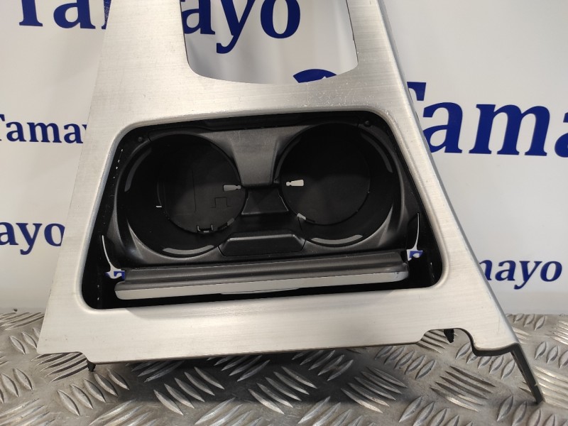 Recambio de consola central para bmw serie 6 coupe (f13) (....) referencia OEM IAM 9242735  9197227