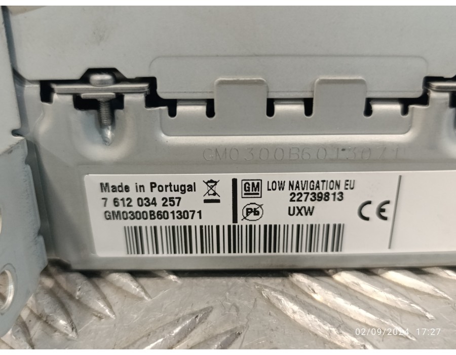 Recambio de sistema navegacion gps para opel astra j lim. 2.0 16v cdti referencia OEM IAM 22739813  453116246