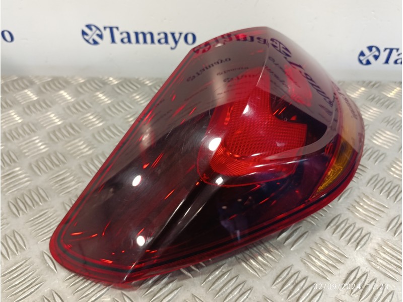 Recambio de piloto trasero izquierdo para opel astra j lim. 2.0 16v cdti referencia OEM IAM 13306459  