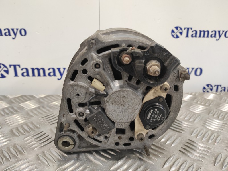 Recambio de alternador para jaguar xj6/12 4.0 sovereign kat referencia OEM IAM   