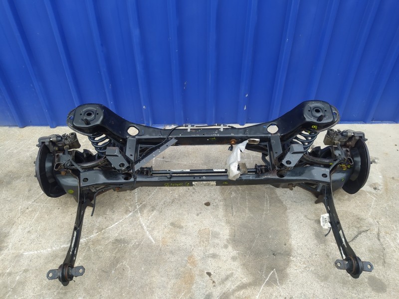 Recambio de puente trasero para ford focus turnier (cb4) 1.6 tdci cat referencia OEM IAM   