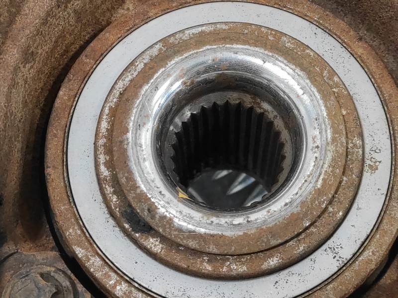 Recambio de mangueta delantera izquierda para jeep cherokee (kj) 2.5 crd cat referencia OEM IAM   