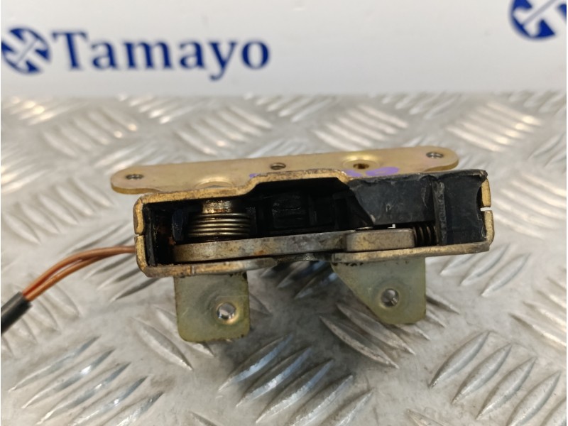 Recambio de cerradura maletero / porton para ford sierra berlina 2.0 (ohc) referencia OEM IAM A43102AA  