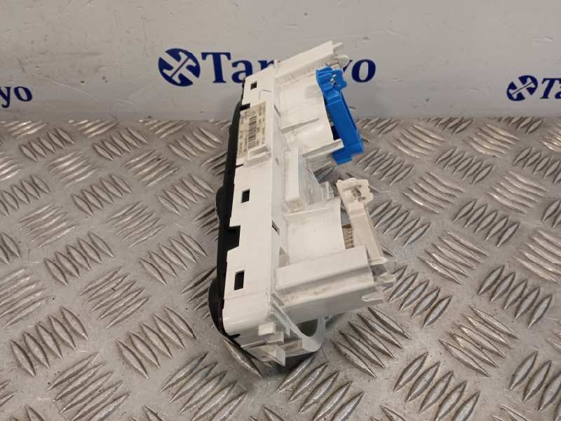 Recambio de mando climatizador para renault clio iv referencia OEM IAM T1019676Z  E1072485