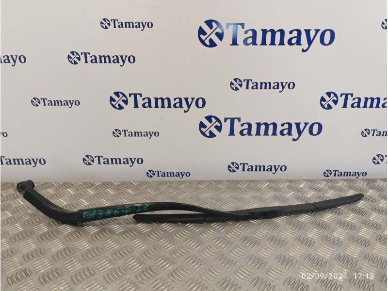 Recambio de brazo limpia delantero izquierdo para toyota rav4 referencia OEM IAM   
