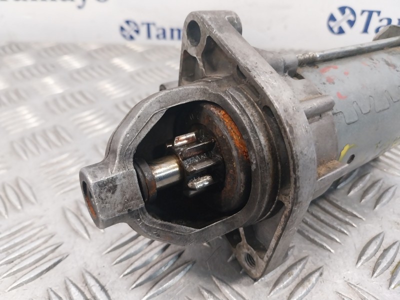 Recambio de motor arranque para opel corsa c referencia OEM IAM 55561503  