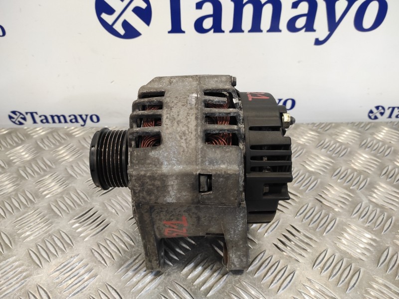 Recambio de alternador para renault laguna ii (bg0) 1.8 cat referencia OEM IAM 8200112065  2542573C