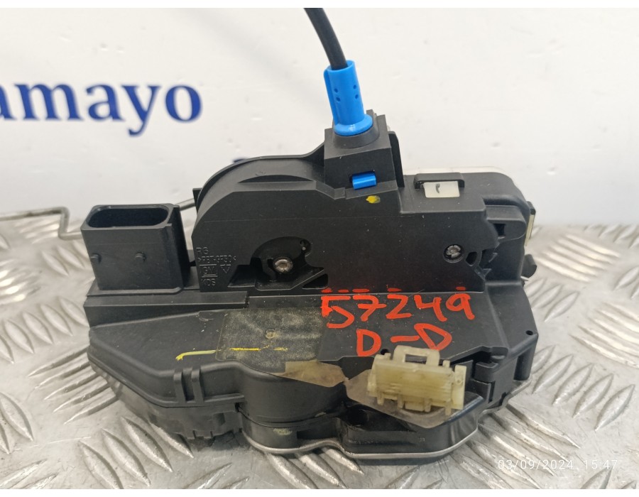 Recambio de cerradura puerta delantera derecha para opel astra j lim. 2.0 16v cdti referencia OEM IAM 3023880R  